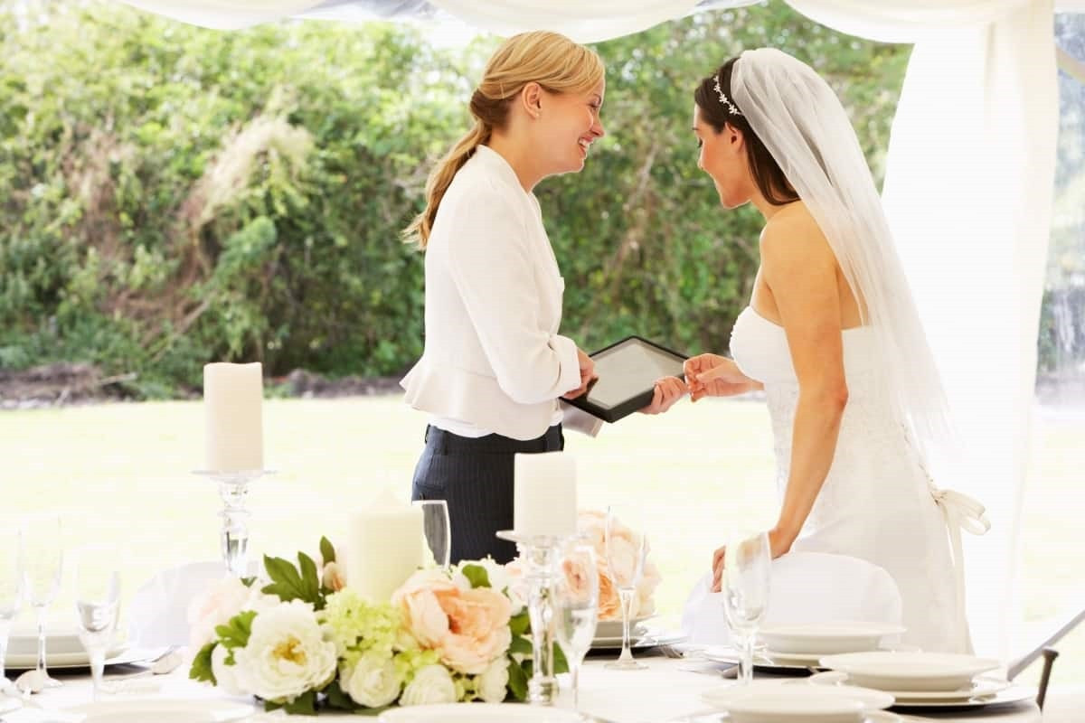 Managing-wedding-stress-and-staying-organise_20231030-140930_1