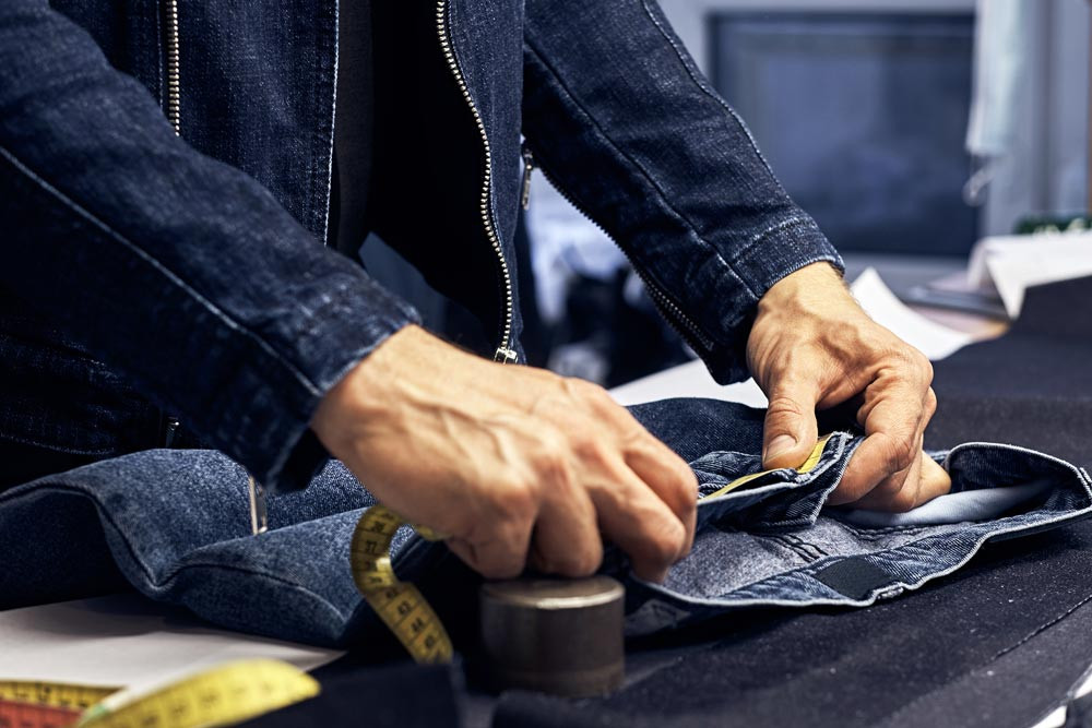 Jeans Alterations: The Perfect Fit is Closer Than You Think
